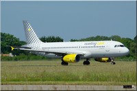 Airbus A320-232, Vueling, EC-LQK cn:2589